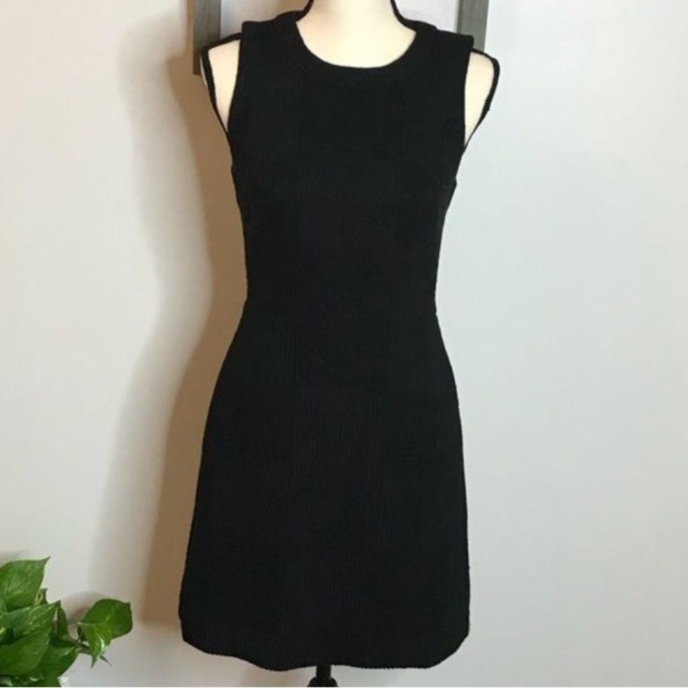 MADEWELL • SIZE: 0 • BEAUTIFUL TEXTURED LITTLE BLACK DRESS
